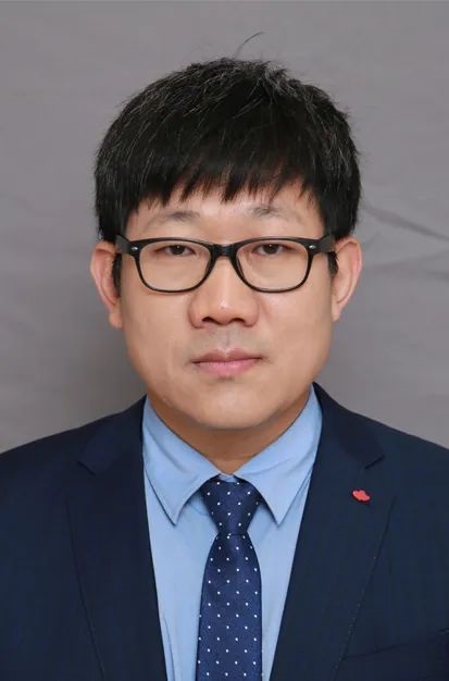 胡文全老师.jpg